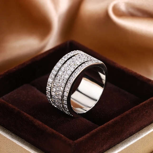 Sterling silver diamond ring - Picture 2 of 4